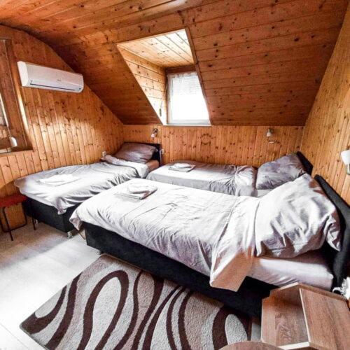 Lenzl'S Panzio Bed and Breakfast Szigetvár Εξωτερικό φωτογραφία