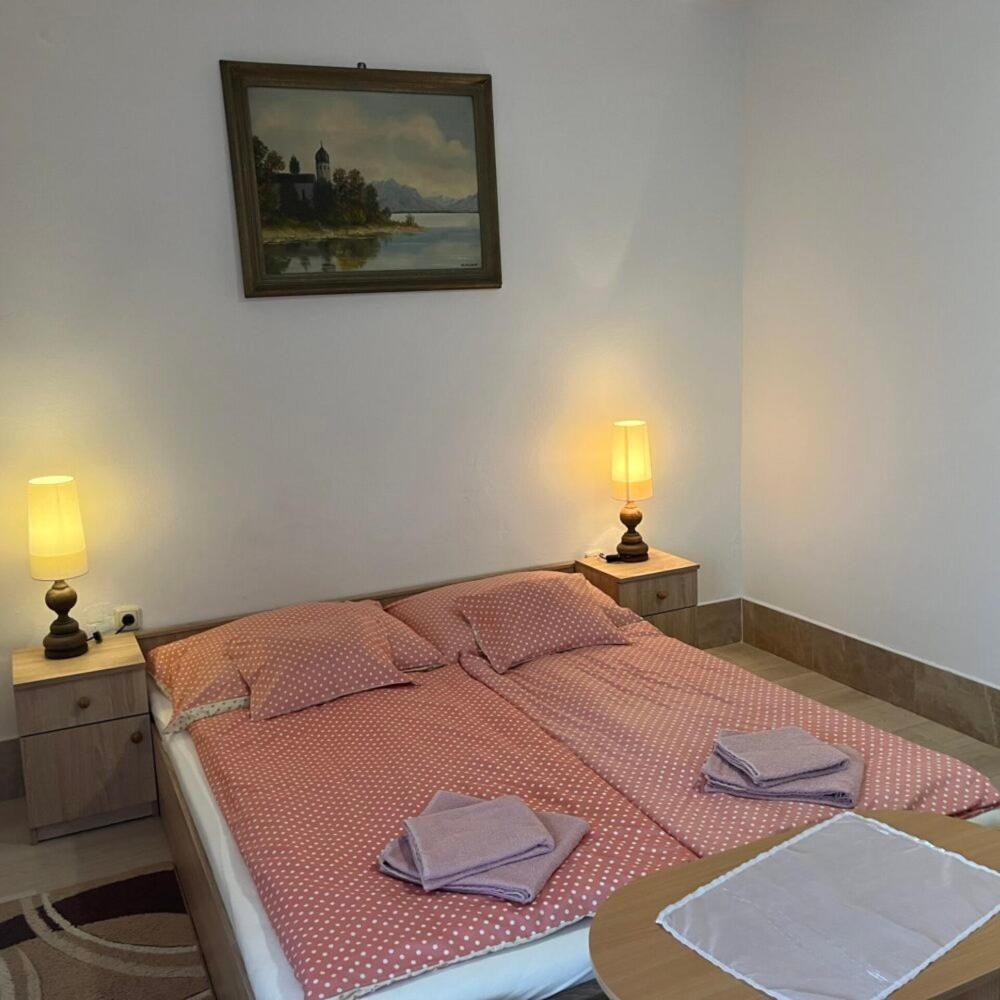 Lenzl'S Panzio Bed and Breakfast Szigetvár Εξωτερικό φωτογραφία