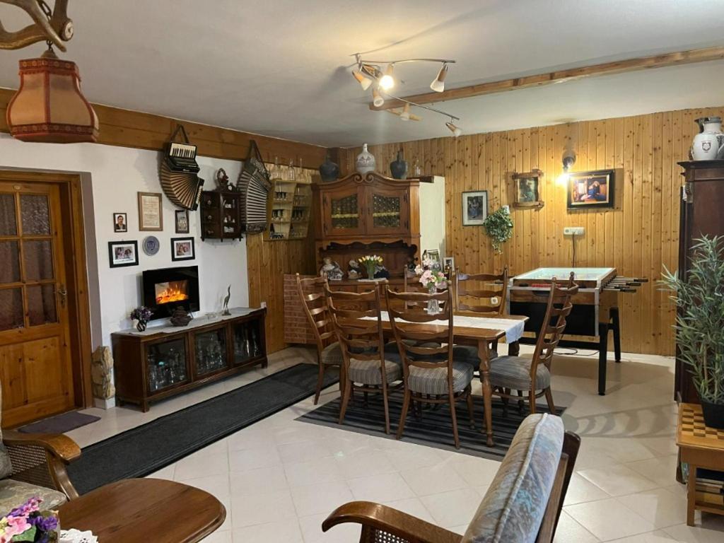 Lenzl'S Panzio Bed and Breakfast Szigetvár Εξωτερικό φωτογραφία