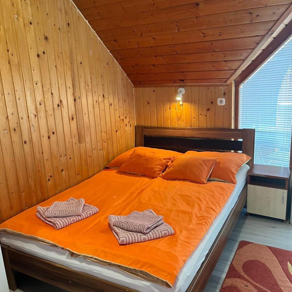 Lenzl'S Panzio Bed and Breakfast Szigetvár Εξωτερικό φωτογραφία